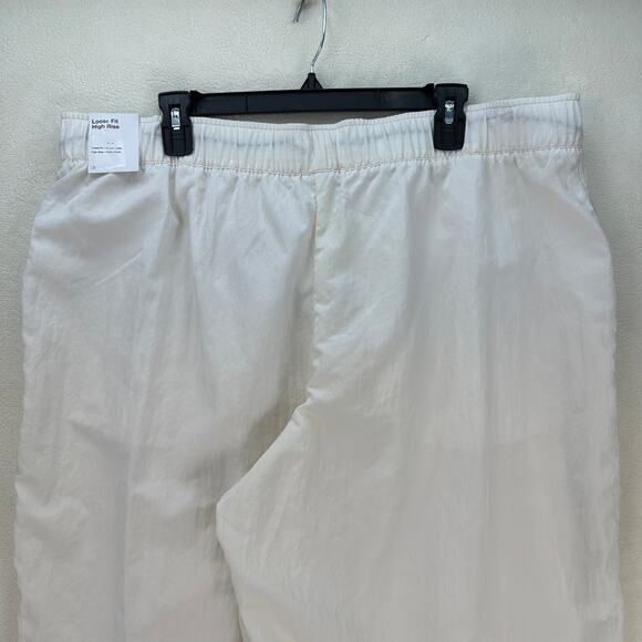 NIKE WOMEN'S XXL HIGH RISE CARGO PANTS BEIGE OFF WHITE DM6209-030 - Picture 7 of 7